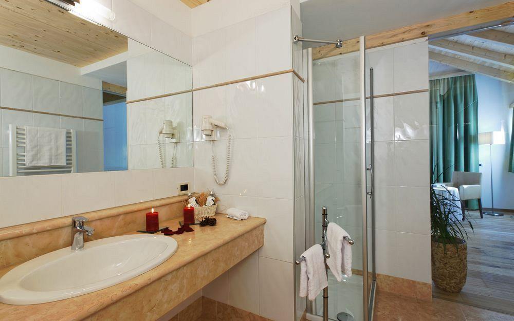 סן ויג'יליו די מרבה Hotel Monte Paraccia מראה חיצוני תמונה