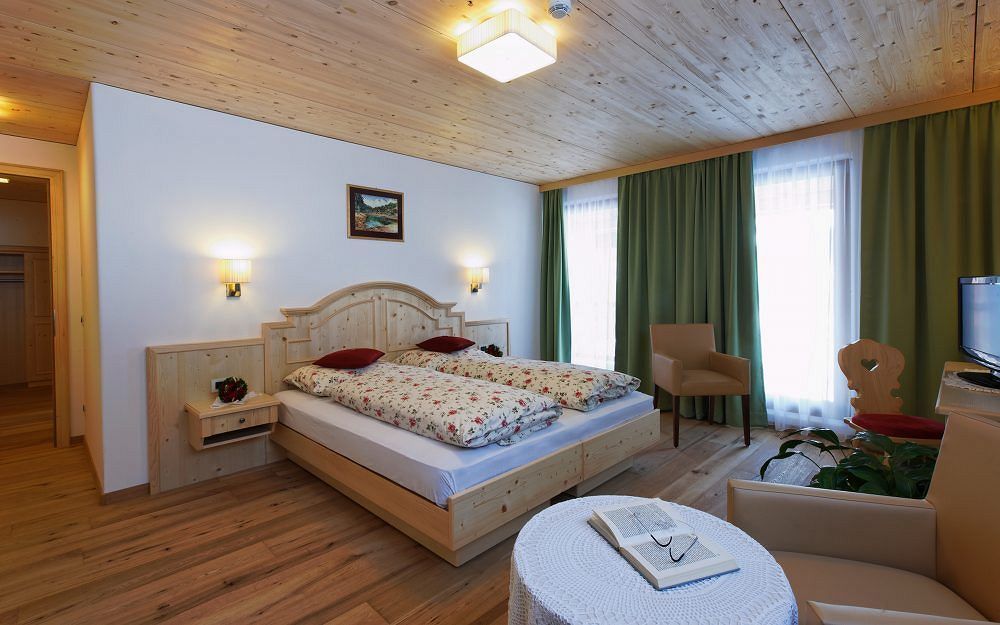 סן ויג'יליו די מרבה Hotel Monte Paraccia מראה חיצוני תמונה